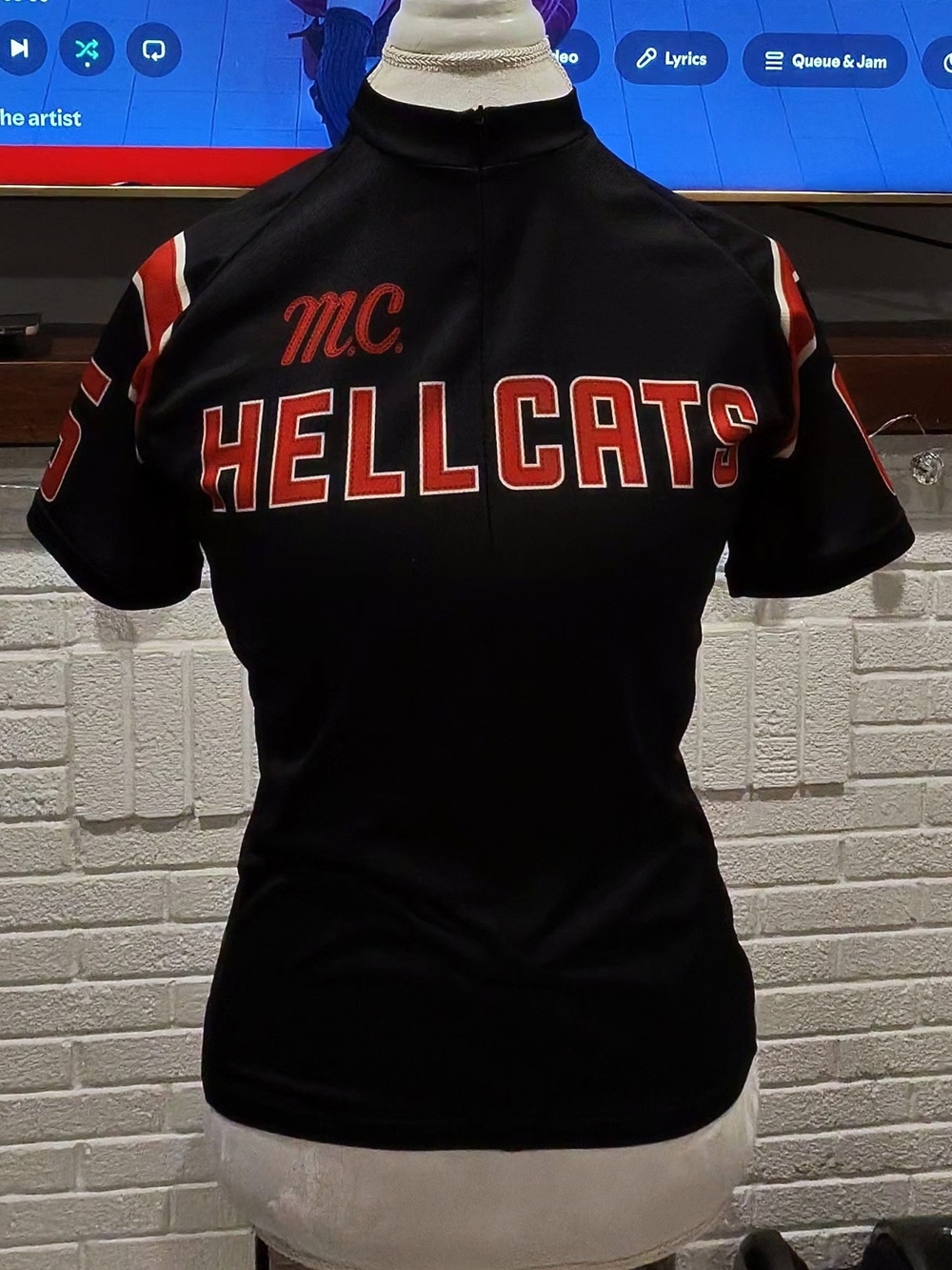 Hellcats Mid-Coast Black & Red Cycling Jersey - Picture 3 of 6
